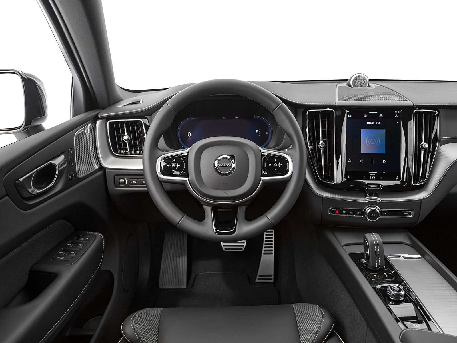 Volvo C40 interior. Metro Creative Services photo