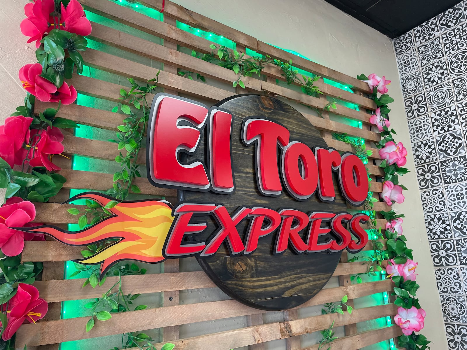 El Toro Express, located at 21 N. Springboro Pike in Miamisburg near the Dayton Mall, is a fast-casual restaurant offering build-your-own tacos, nachos, burritos and more. NATALIE JONES/STAFF