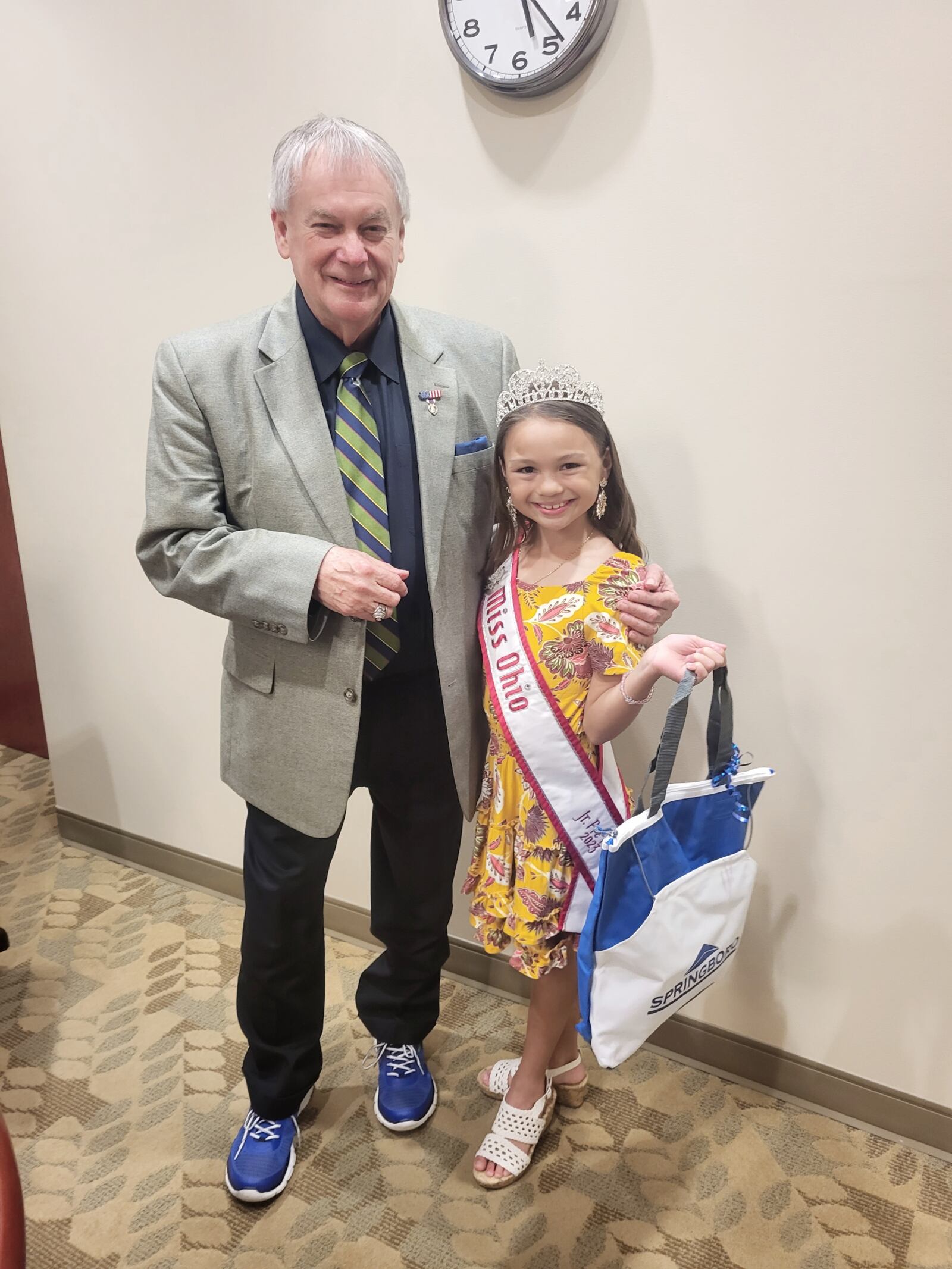 Springboro Mayor John Agenbroad, left, recently met Sommer Simon, right, the 2023 Miss Ohio Junior Preteen, to share her community service activities with him. Sommer, 9, is a fourth-grader at Five Points Elementary School. CONTRIBUTED/CITY OF SPRINGBORO