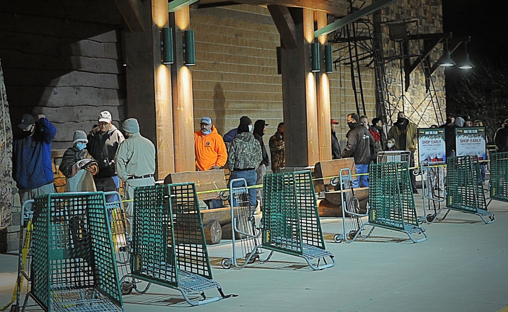 PHOTOS: Black Friday shopping in Miami Valley