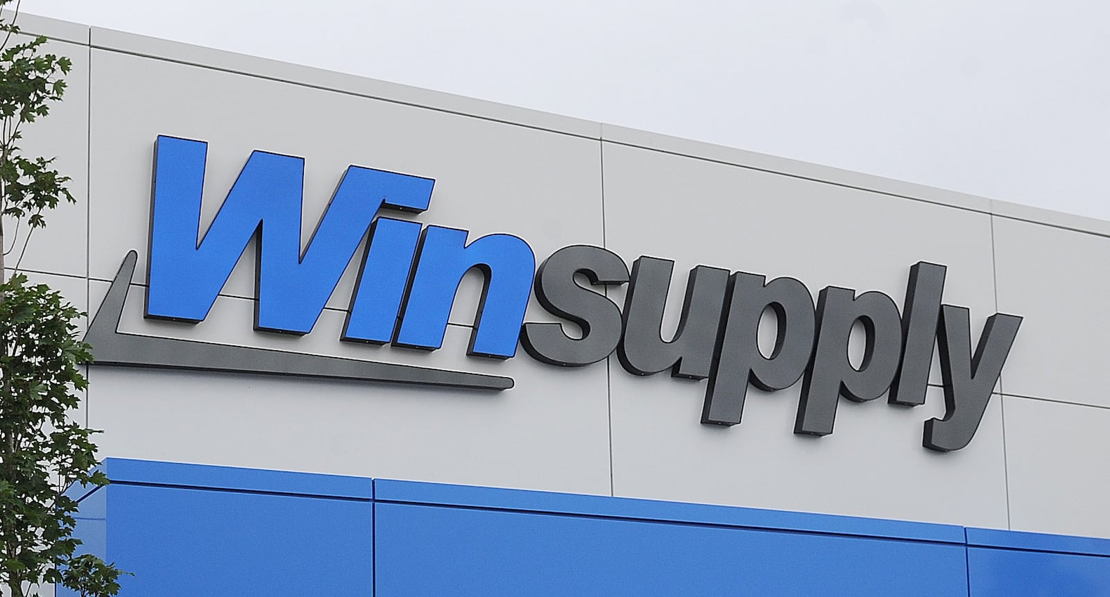 Winsupply is expanding its Support Services campus by purchasing two nearby properties, 3077 Kettering Blvd. for $730,000 and 3171 South Dixie Drive for $3.6 million, according to Montgomery County Auditor’s Office records. The sale of the Kettering Boulevard and South Dixie Drive properties went through Aug. 29 and Aug. 30, respectively. STAFF FILE PHOTO