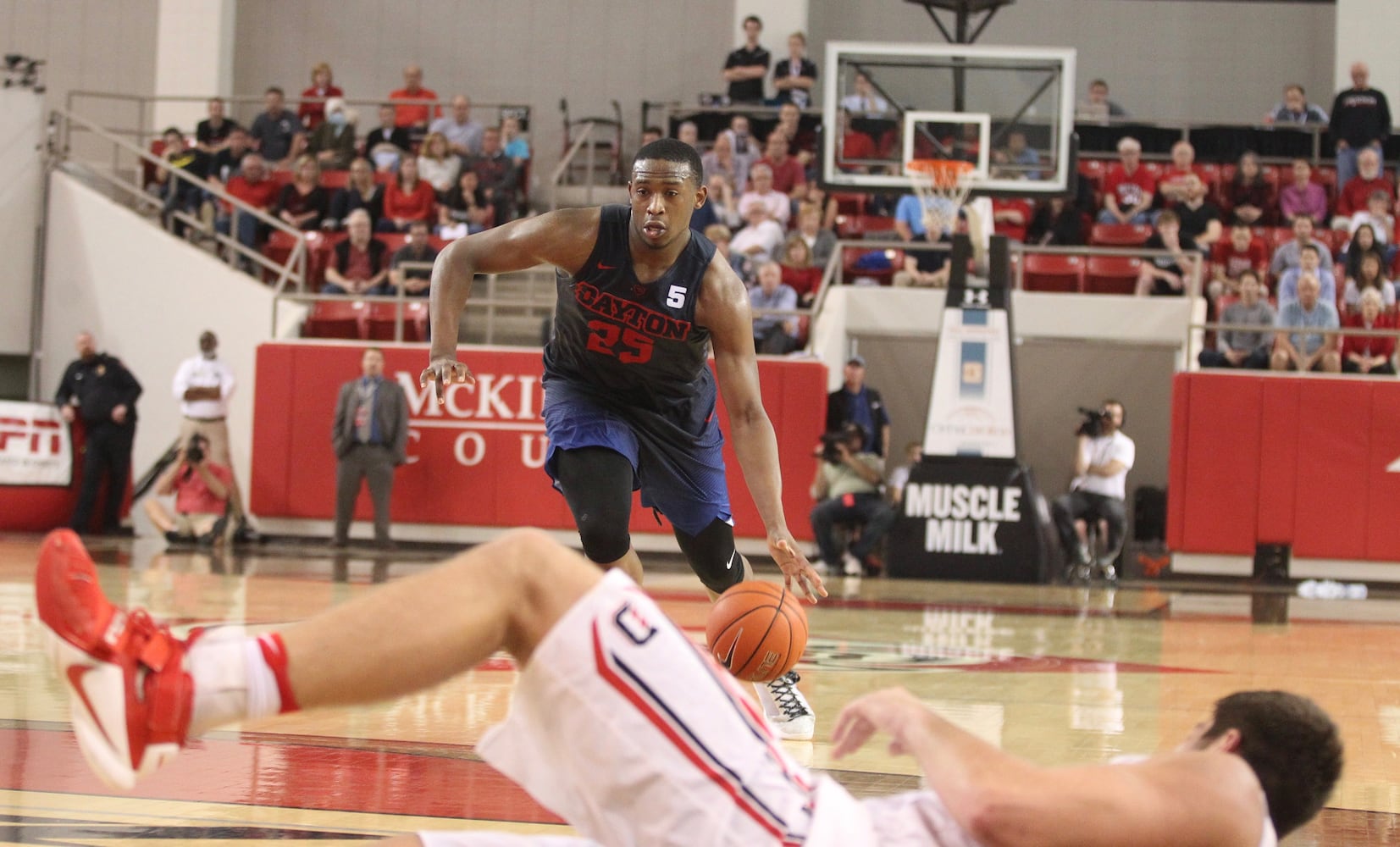 23 photos for 23 wins: Dayton Flyers vs. Davidson