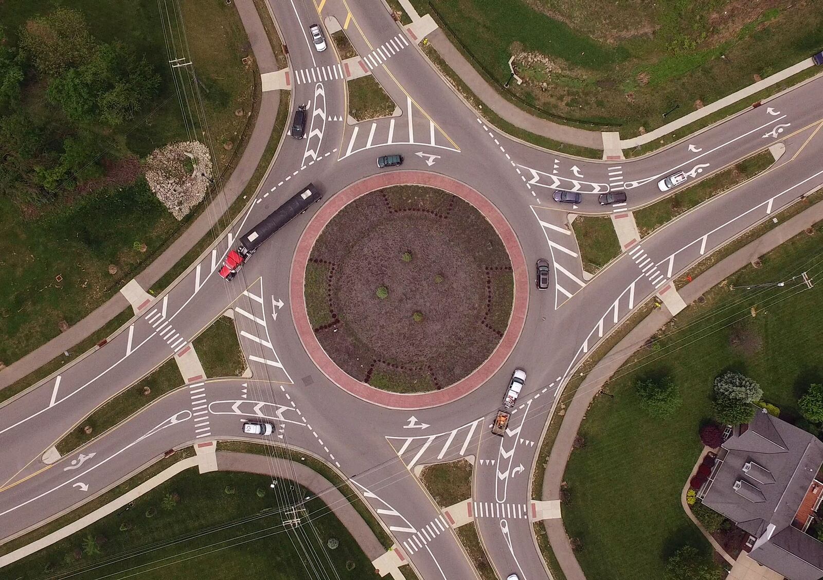 The roundabout intersection of Mason-Montgomery Road and Bethany Road. TY GREENLEES / STAFF