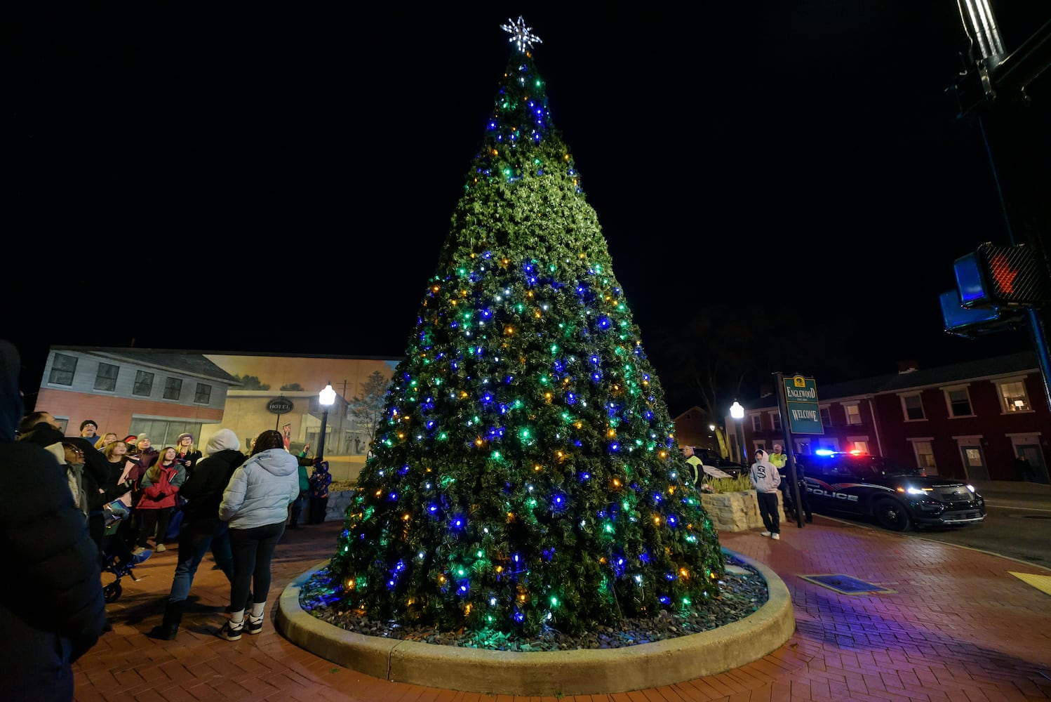 PHOTOS: 2024 Englewood Holiday Trail & Tree Lighting