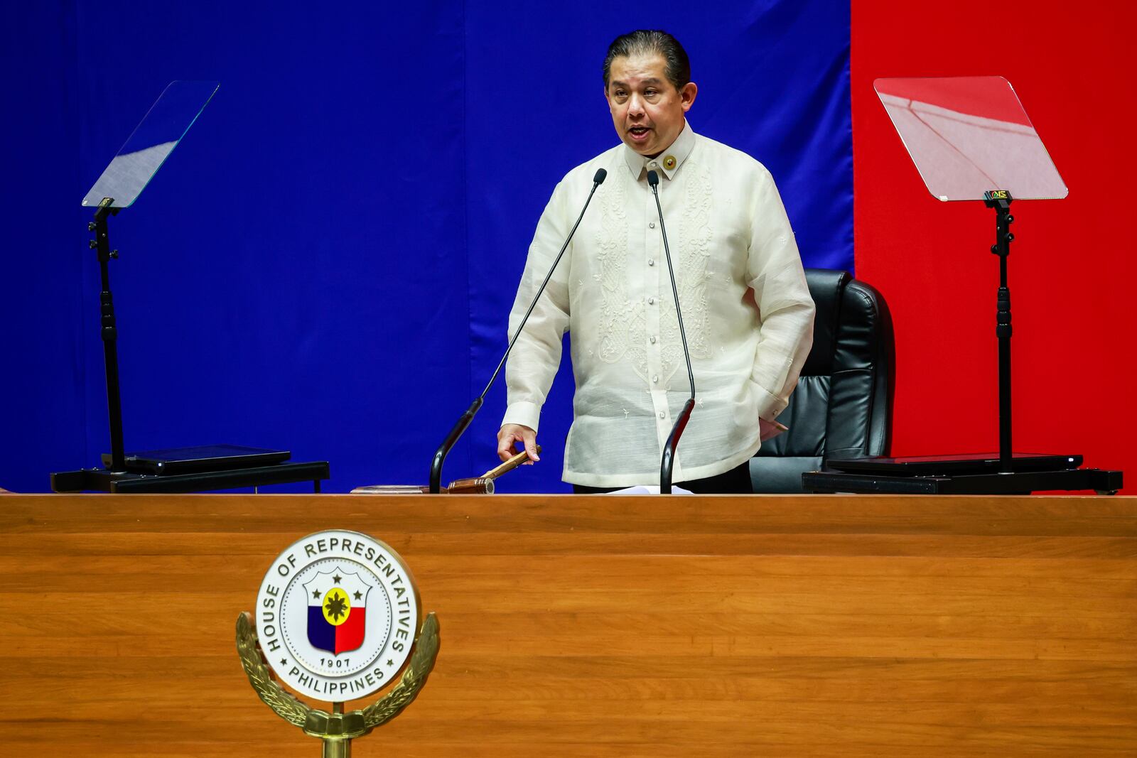 House Speaker Martin Romualdez hears the decision of members of Congress to impeach Vice President Sara Duterte at the House of Representatives in Quezon City in Manila, Philippines, Wednesday, Feb.5, 2025. (AP Photo/Gerard Carreon)