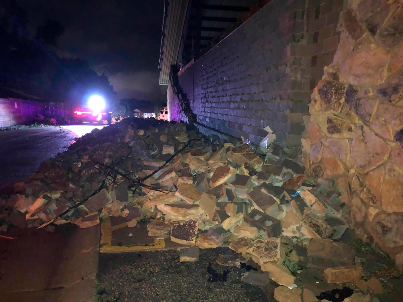 Photos: Deadly tornadoes sweep through Missouri