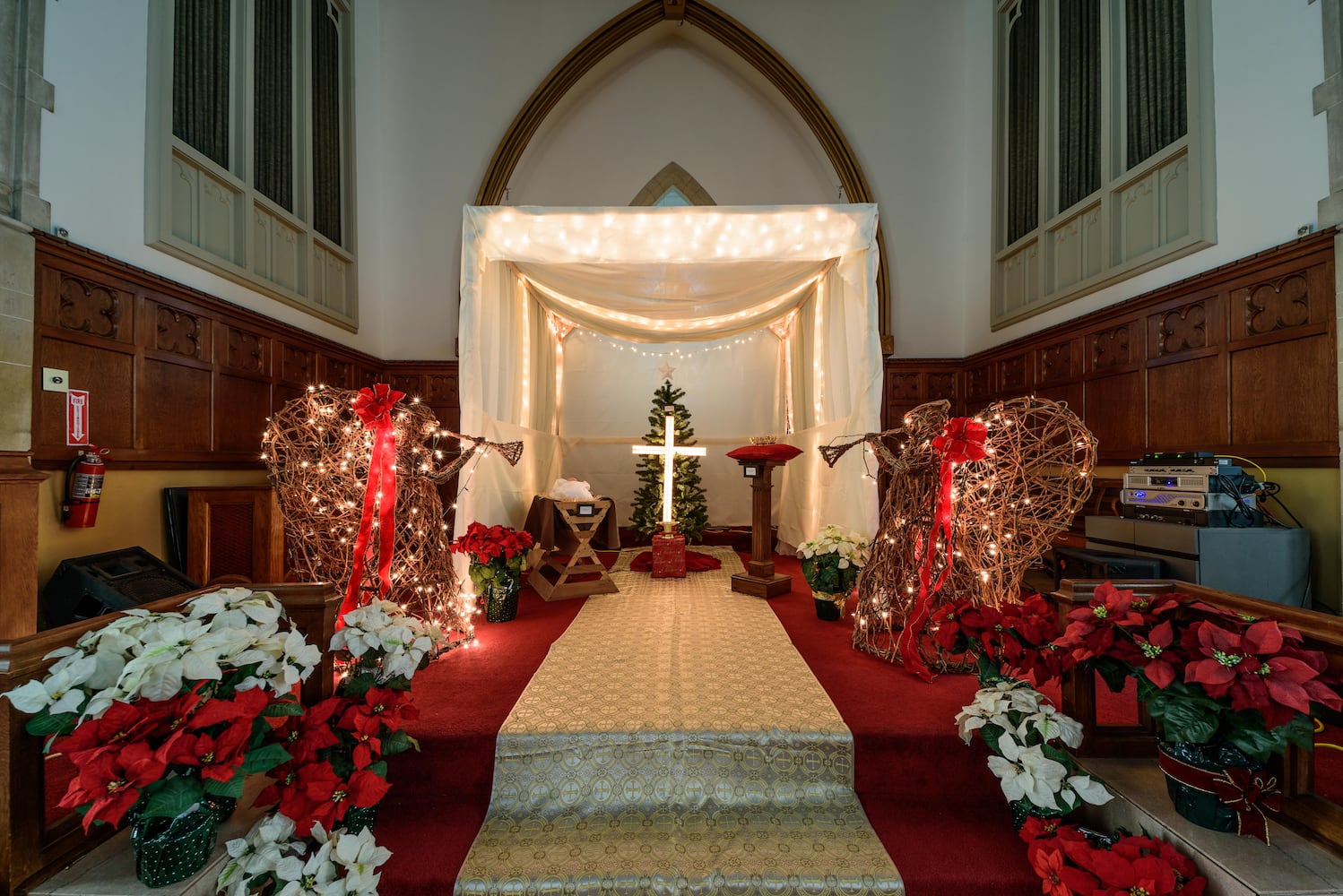 PHOTOS: See inside Linden Avenue Baptist Church in Dayton decorated for Christmas