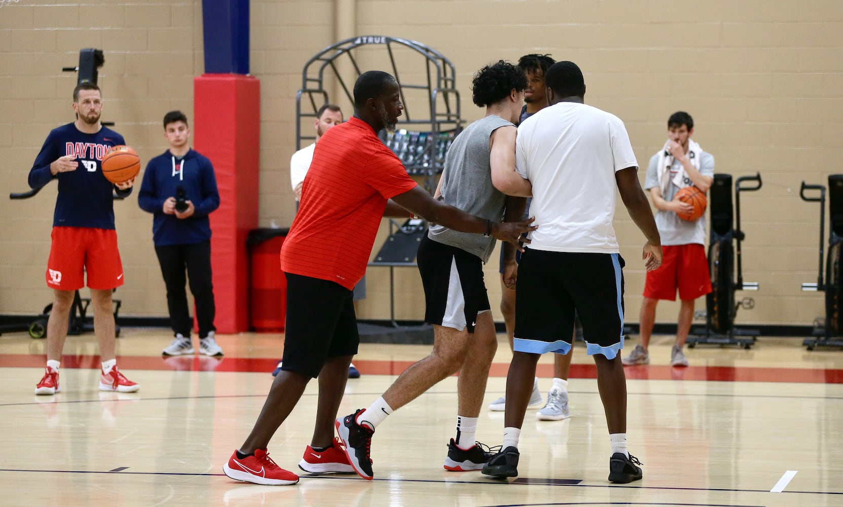 Dayton Flyers practice