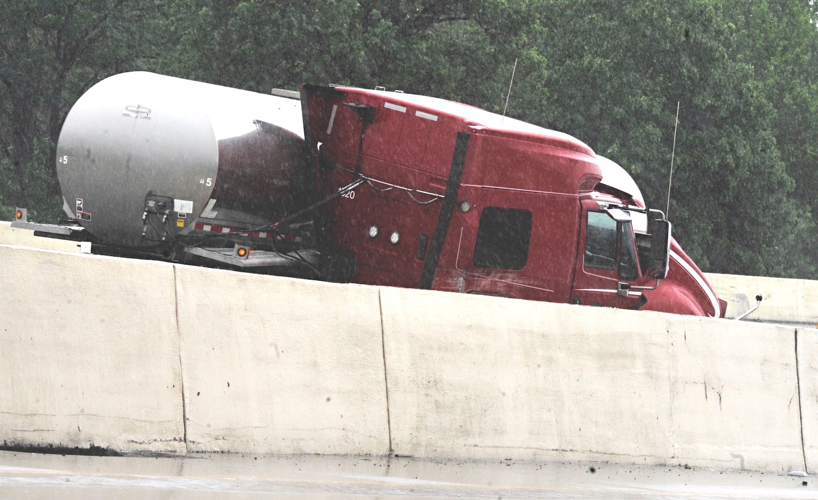 PHOTOS: Semi jackknifes on I-75 north near state Route 4