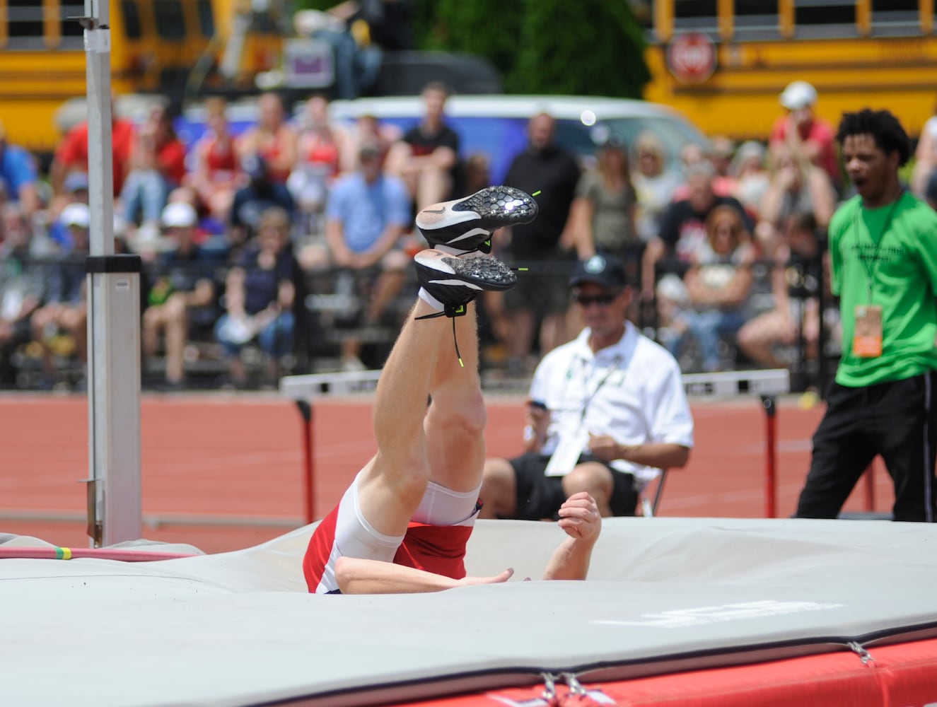 PHOTOS: State track and field, Day 1, D-II running, D-III field