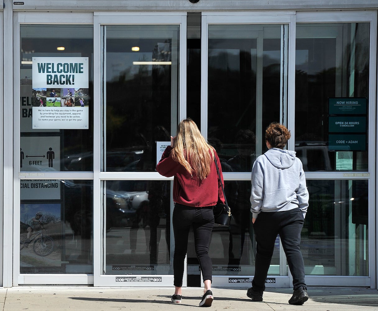 PHOTOS: Here's what it looked like when local malls reopened today