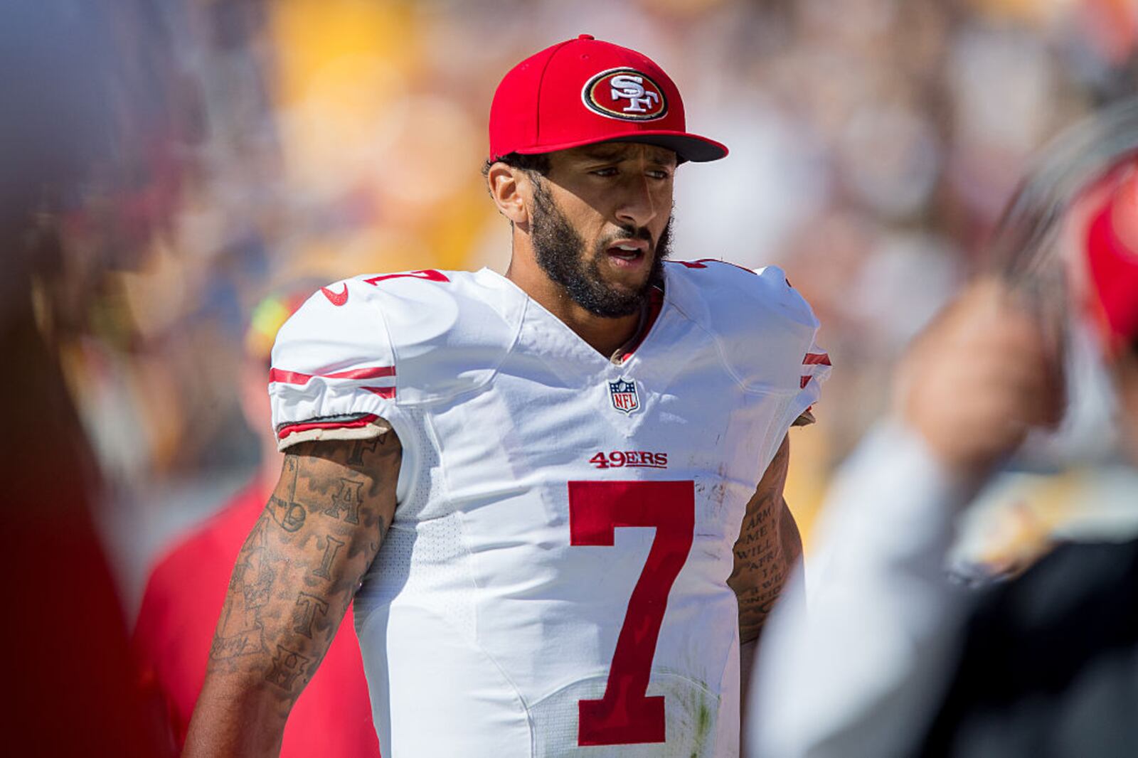 20 September 2015: San Francisco 49ers Quarterback Colin Kaepernick (7) [16242] in action during a game between the San Francisco 49ers and the Pittsburgh Steelers at Heinz Field in Pittsburgh, PA. (Photo by Robin Alam/Icon Sportswire/Corbis via Getty Images)