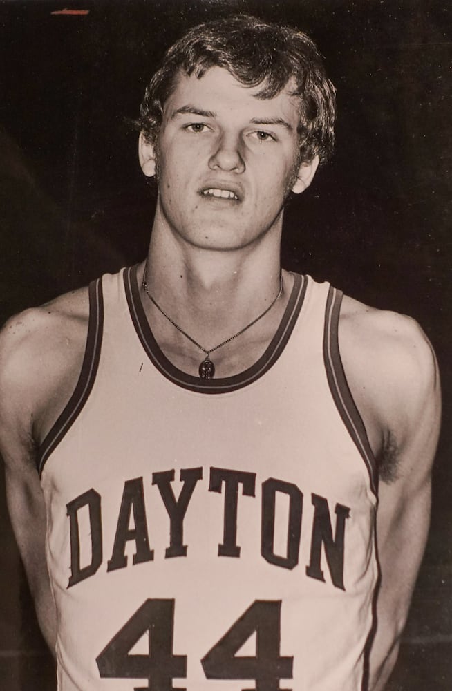 Dayton Flyers basketball archive