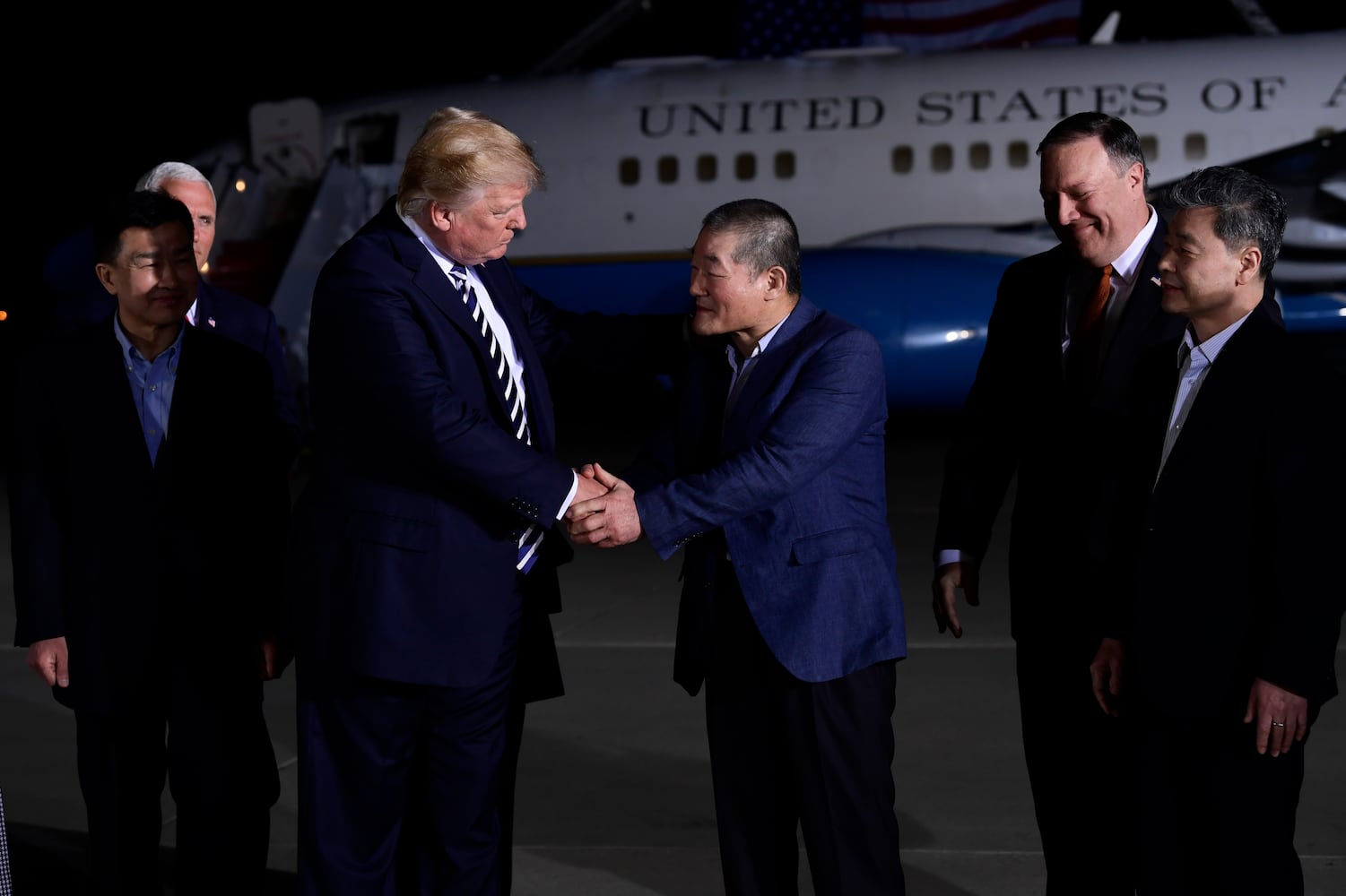 Trump welcomes 3 Americans detained in North Korea back to U.S.