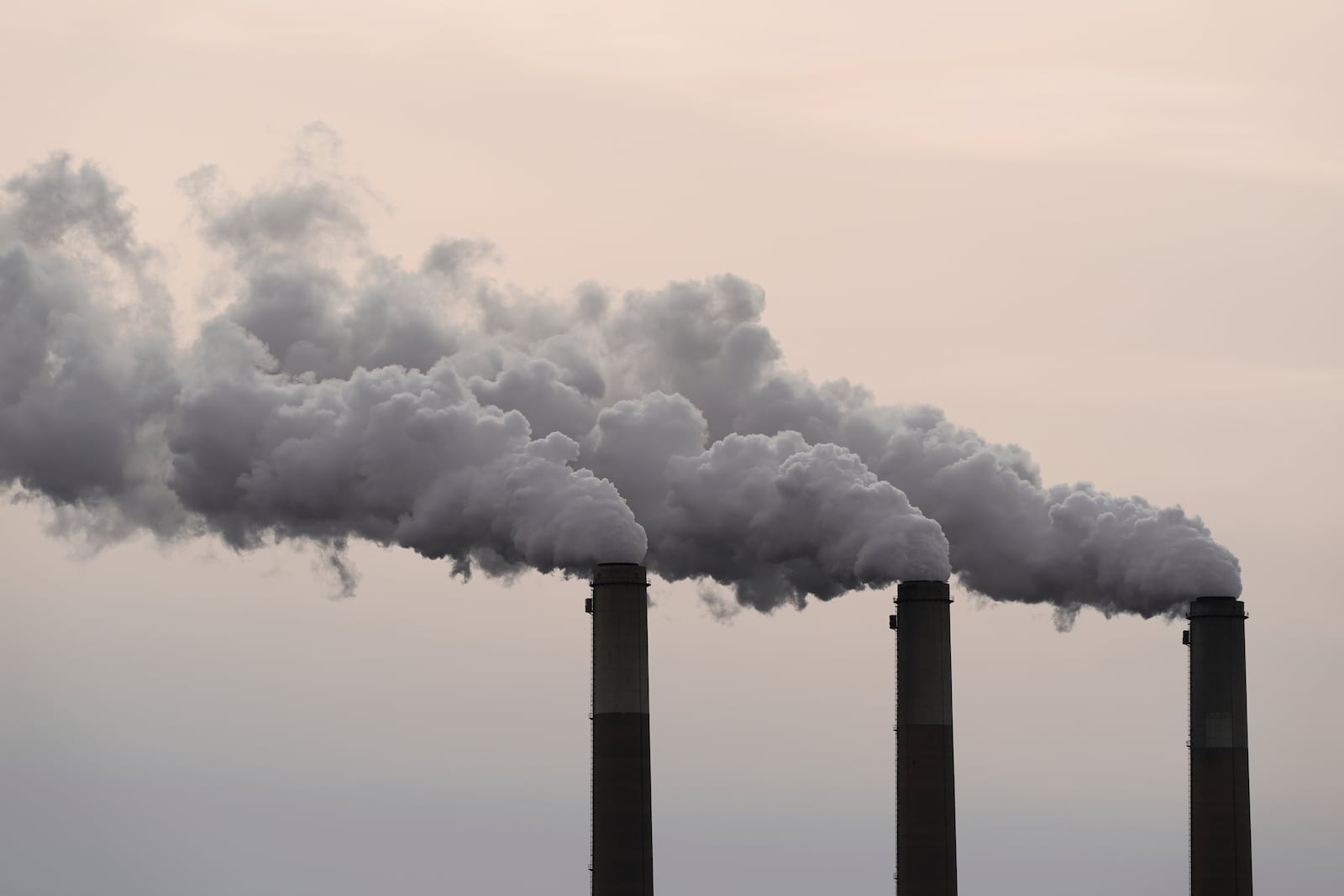 FILE - The Jeffrey Energy Center coal-fired power plant operates near Emmett, Kan., Saturday, Jan. 25, 2025. (AP Photo/Charlie Riedel, File)