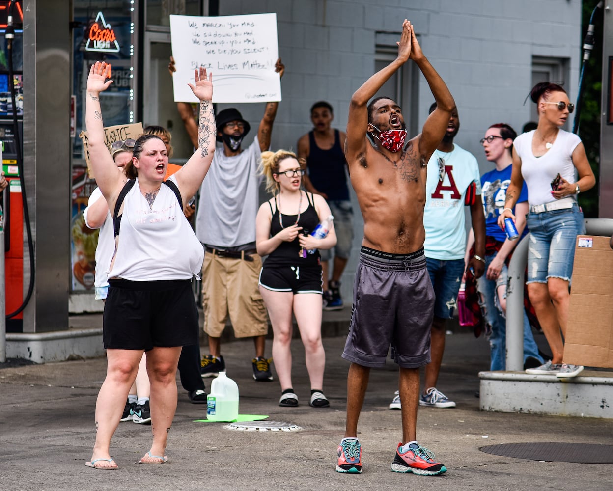 Crowd gathers for peaceful protest and march in Middletown