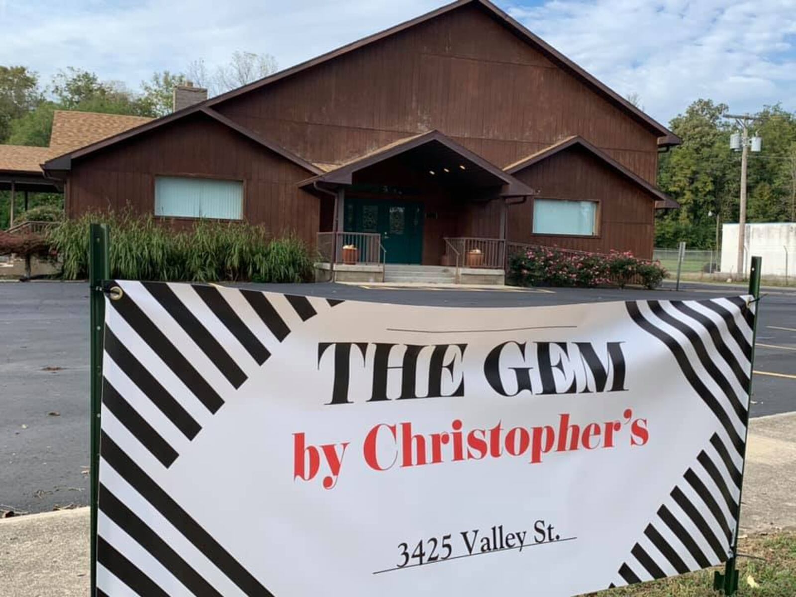 Christopher’s Restaurant in Kettering, 2318 E. Dorothy Lane, opened its brand new event space called “The GEM by Christopher’s.” The venue is ready to host weddings, receptions, graduation parties, reunions, business conferences and more.