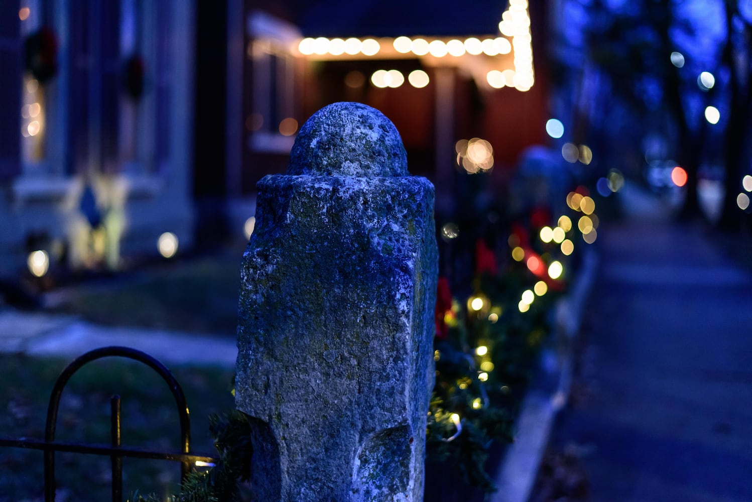 PHOTOS: A Dickens of a Christmas St. Anne’s Hill Holiday Home Tour 2024