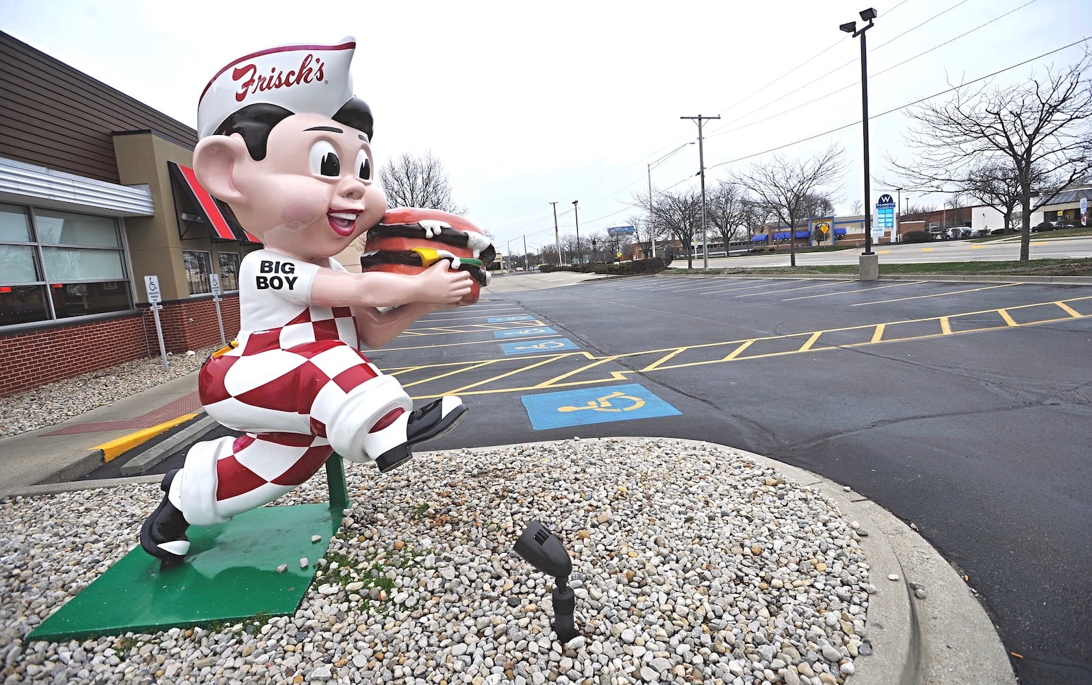 PHOTOS: Ohio restaurants and bars ordered to close over coronavirus