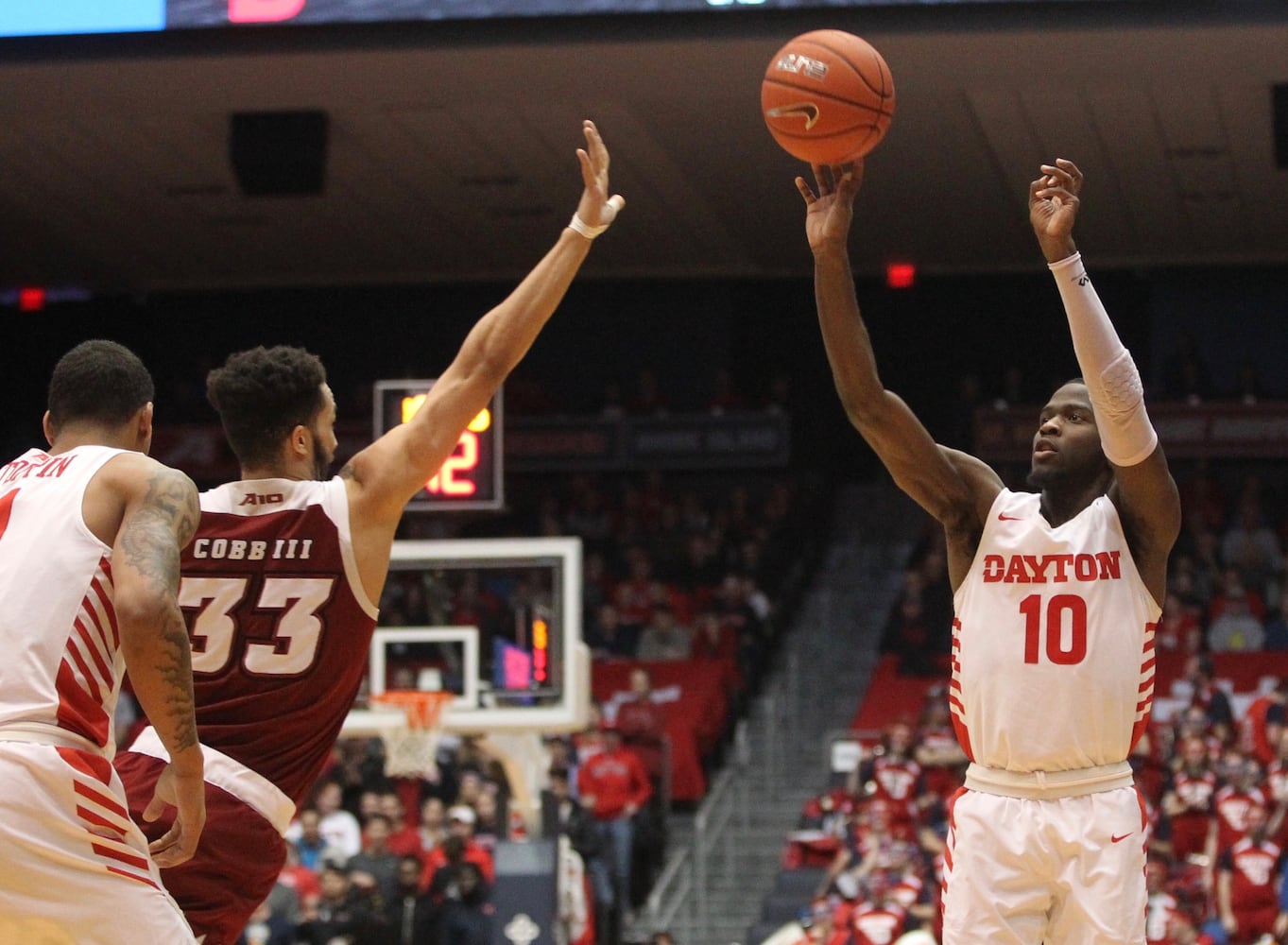 Twenty photos: Dayton Flyers beat UMass