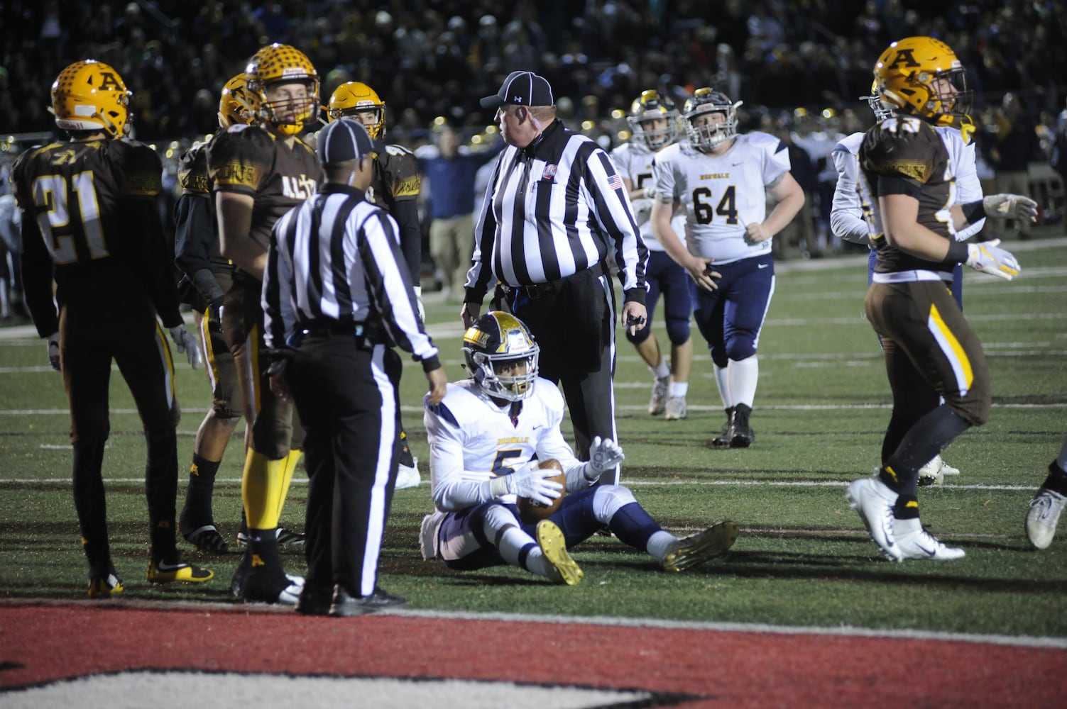 PHOTOS: Alter vs. Norwalk, D-III football state semifinals