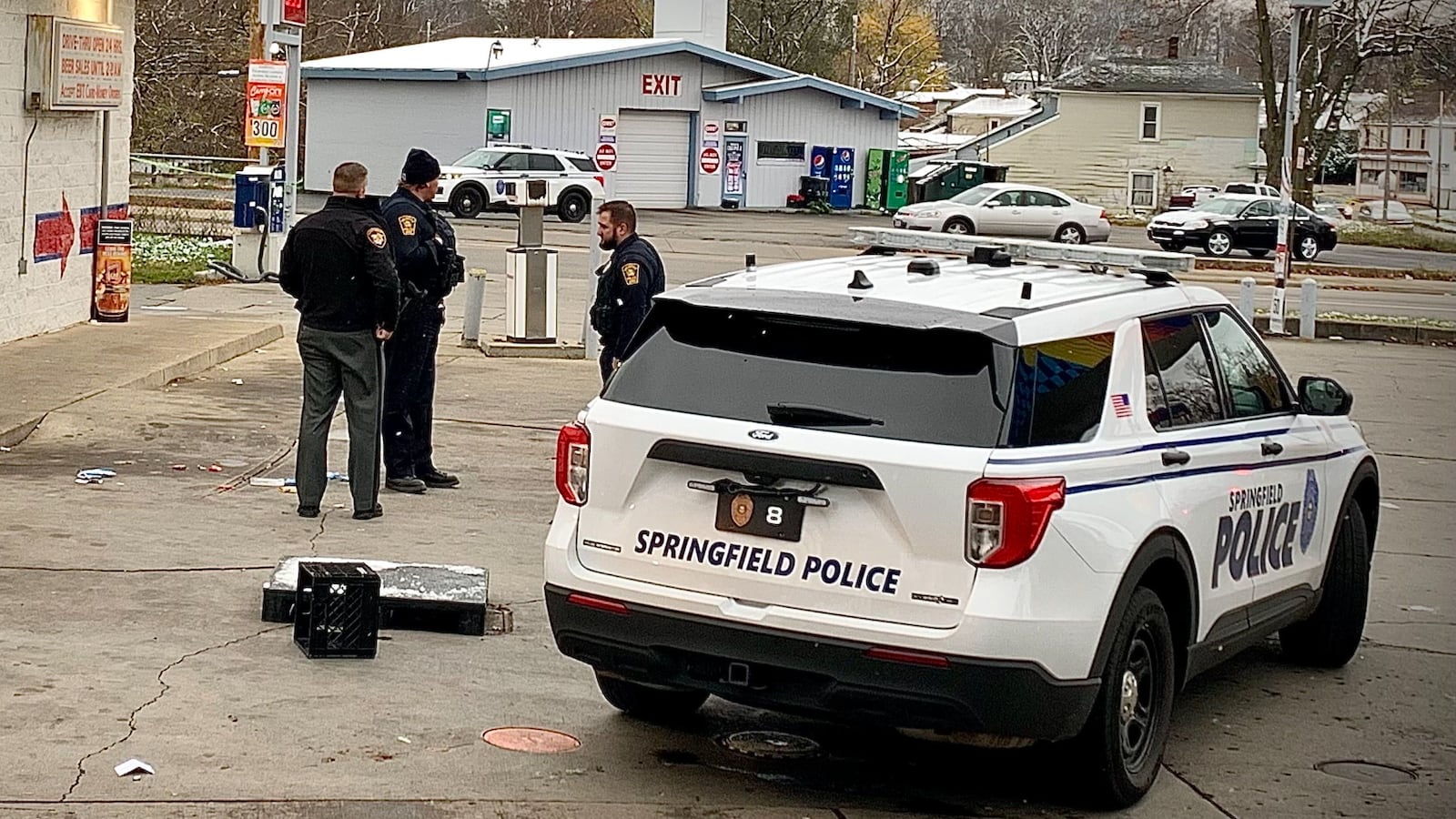 Officer involved, shooting Springfield at Sunoco station intersection of Selma Road and East St., Sunday morning November 13, 2022. Marshall Gorby\STAFF