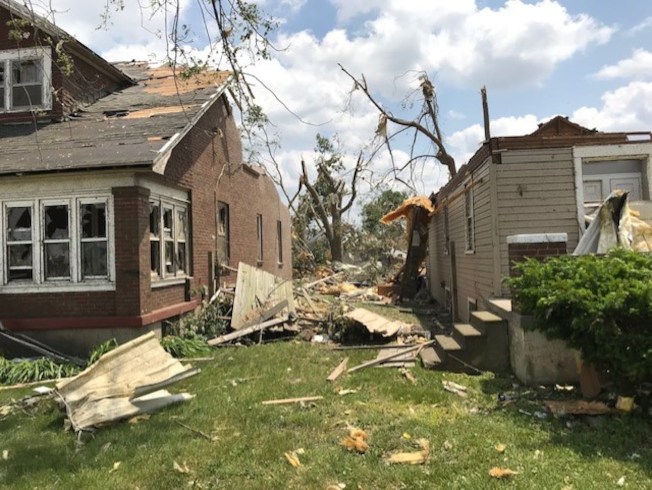 PHOTOS: Daylight reveals widespread damage from Monday storms