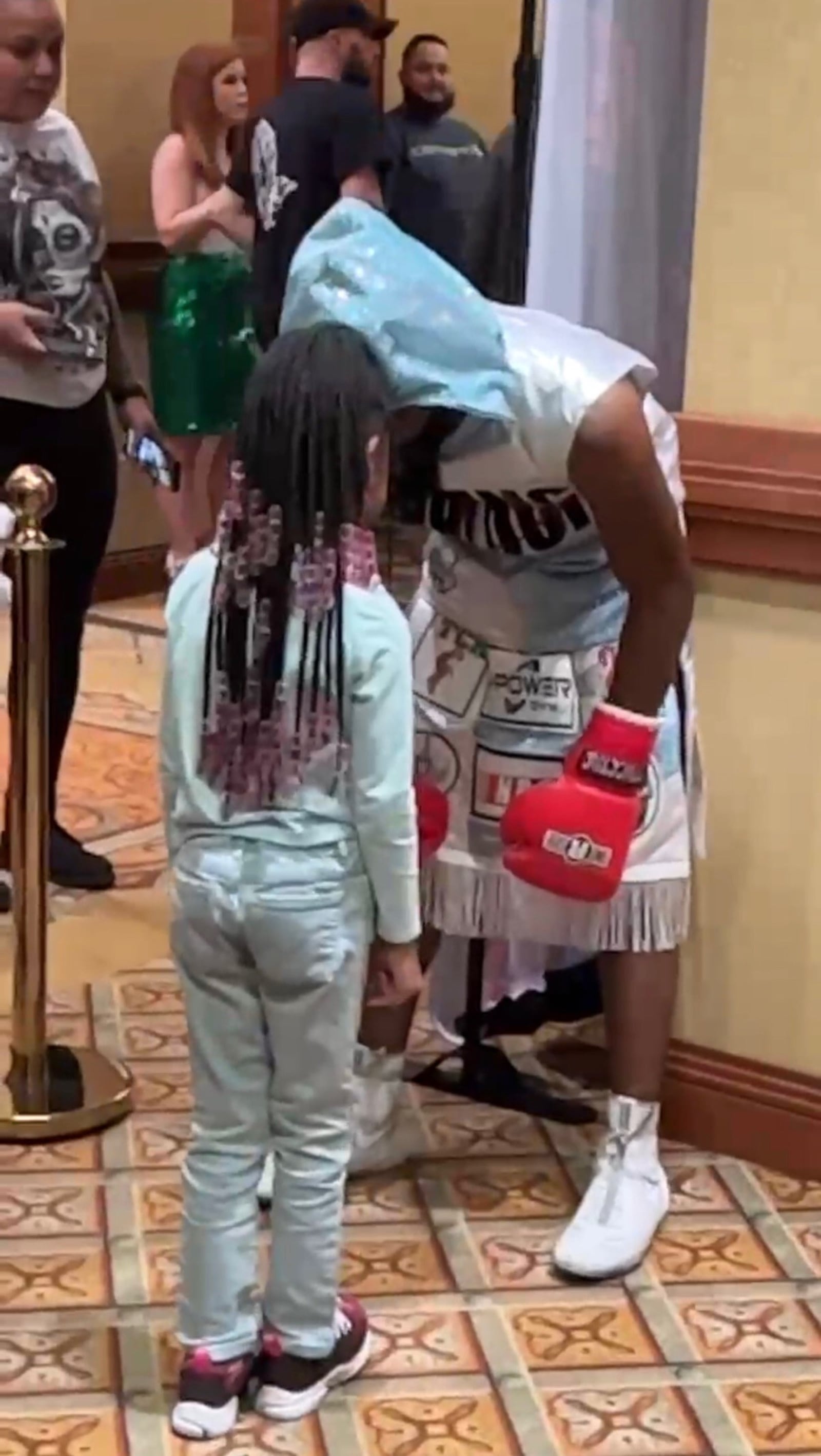 Jeff "The Nightmare" Camp assuring his daughter Ja'Bre before a recent fight in Vienna, West Virginia. CONTRIBUTED