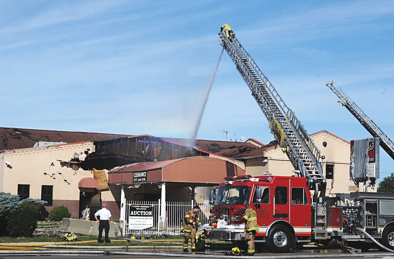 Crews battle fire at former Harem club in Harrison Twp.