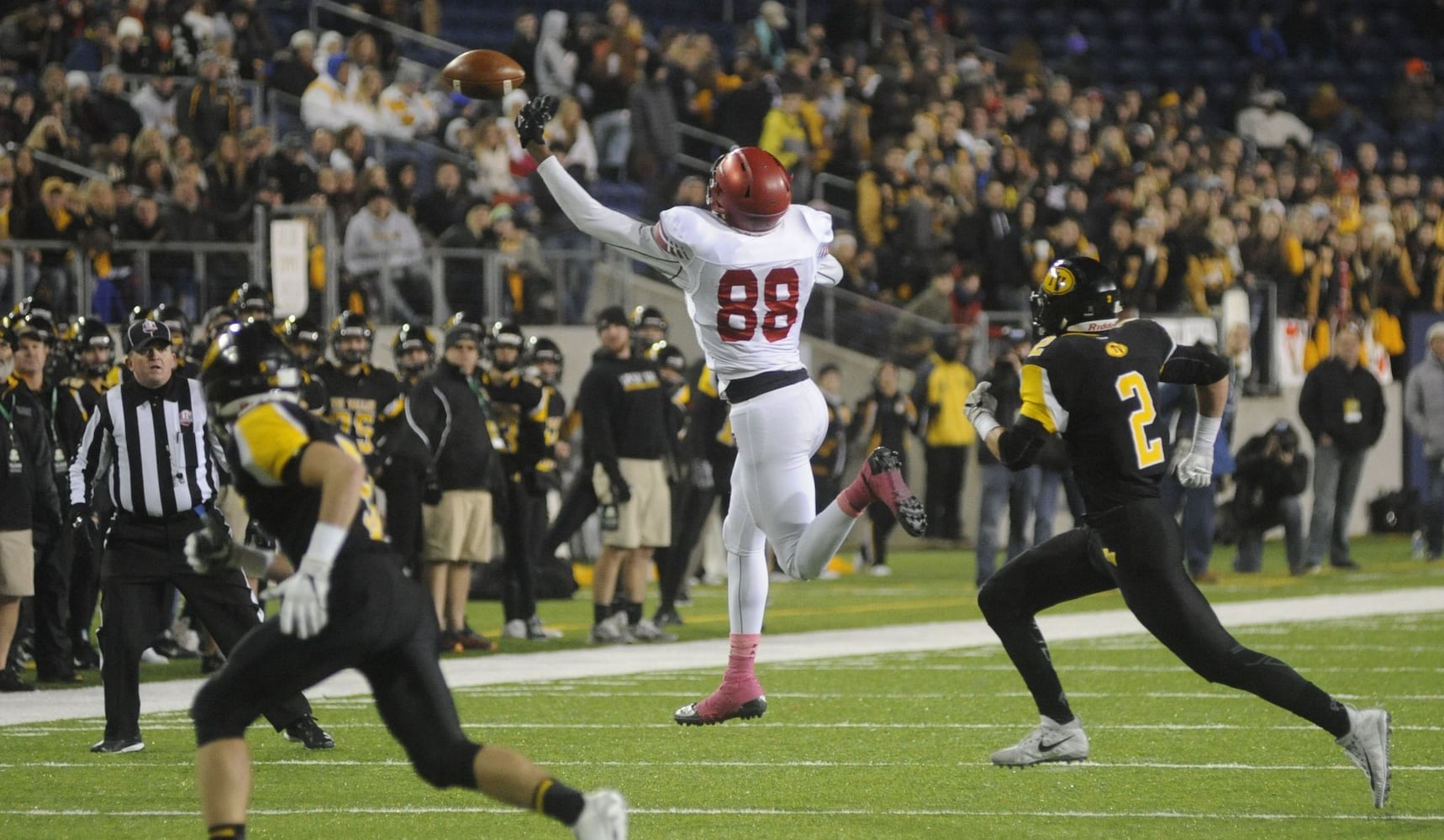 Trotwood-Madison caps 15-0 season with Division III state title