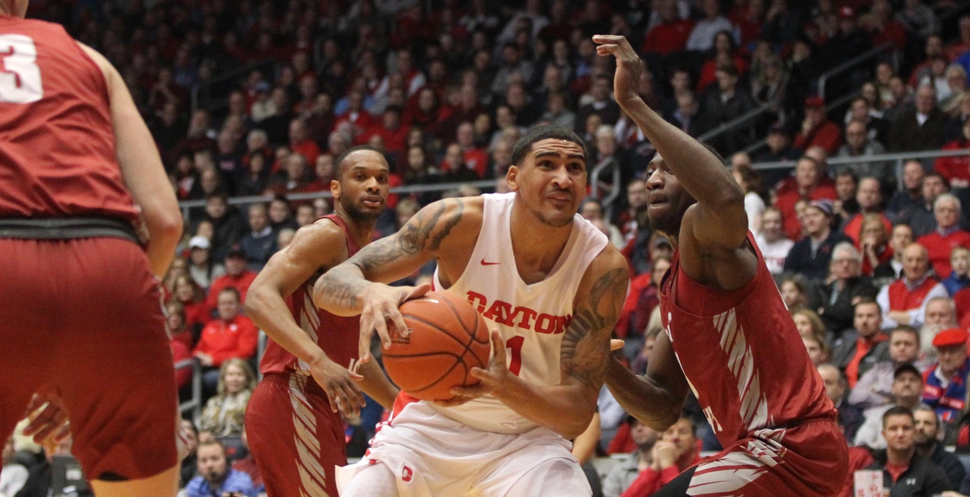 Twenty photos: Dayton Flyers vs. Saint Joseph’s Hawks