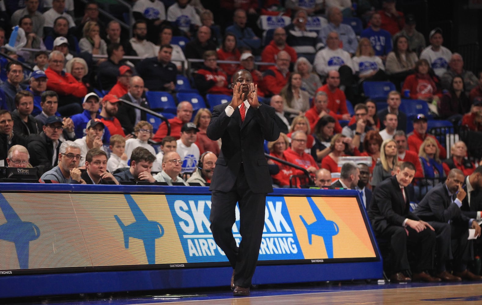 Photos: Dayton Flyers vs. Saint Louis (the first 40 minutes)