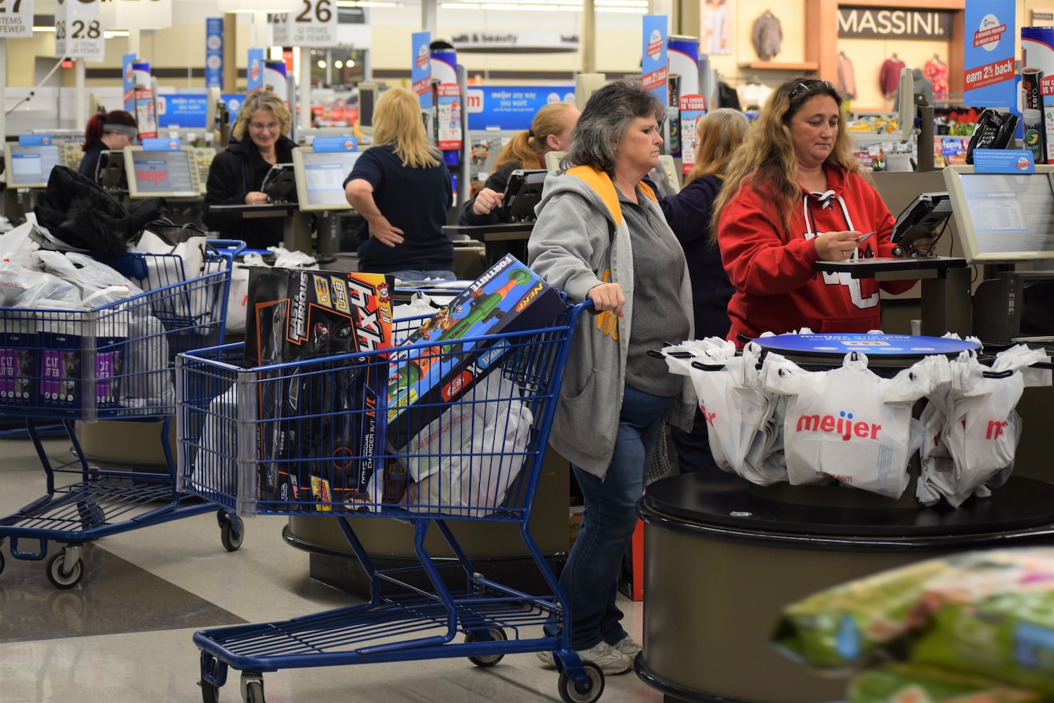 PHOTOS: Did we spot you Thanksgiving shopping today?