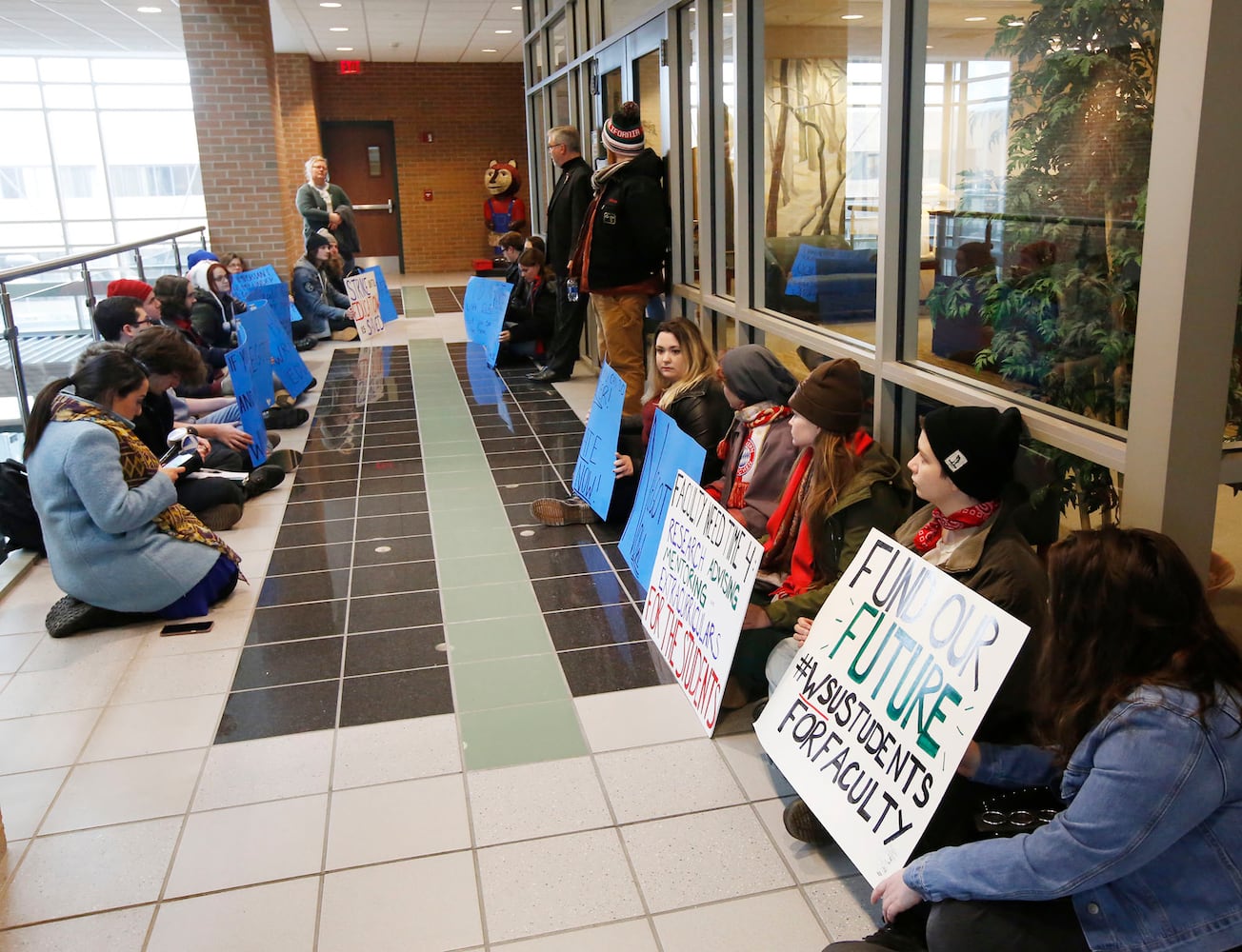 PHOTOS: WSU Faculty strike, President teaches, Students sit-in