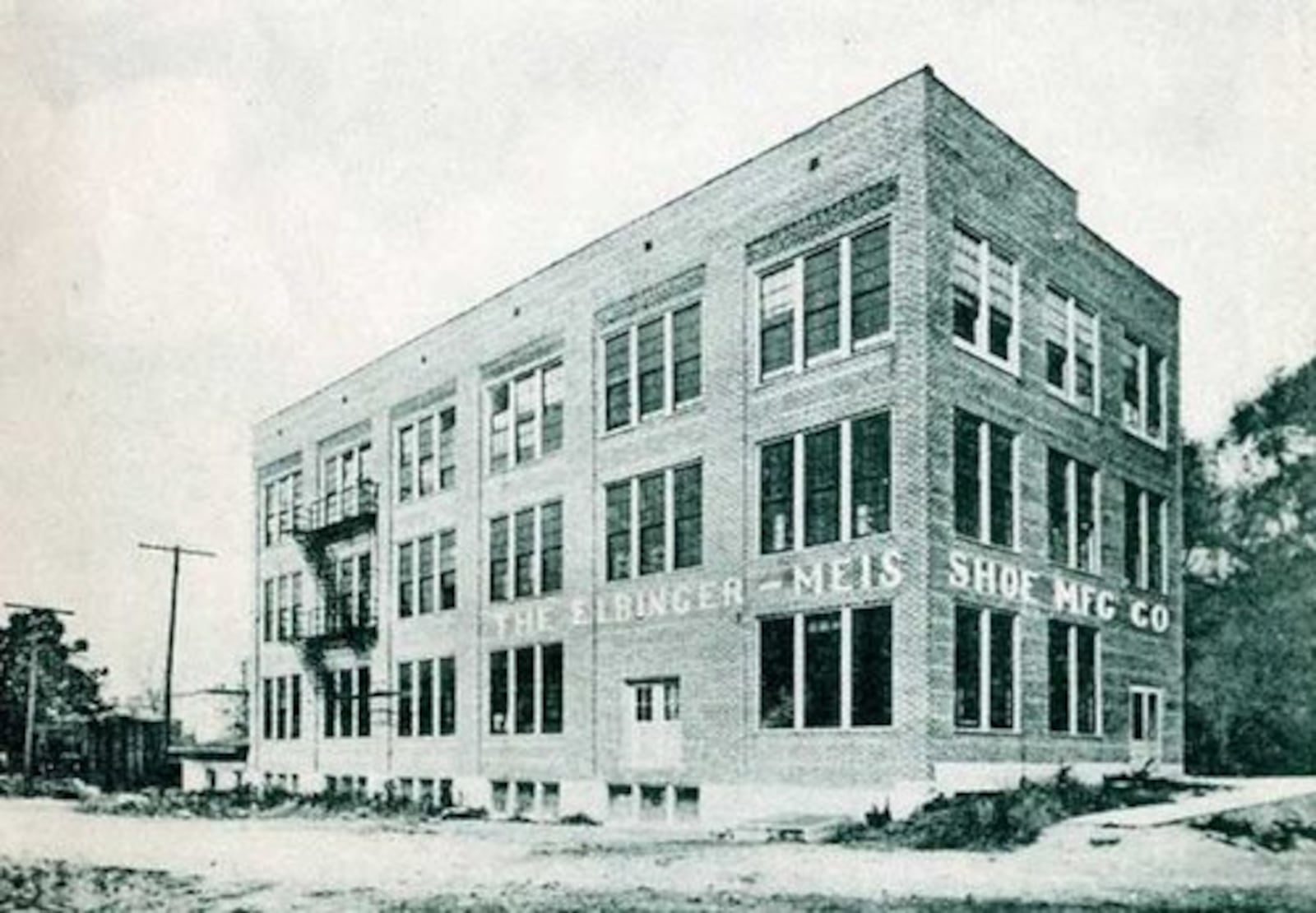 Lebanon's new shoe factory, The Elbinger-Meis Shoe MFG. Co. Photo from the railroad Souvenir book, 1912, The Dayton, Lebanon and Cincinnati Railroad and Terminal Company and Tributary Industries