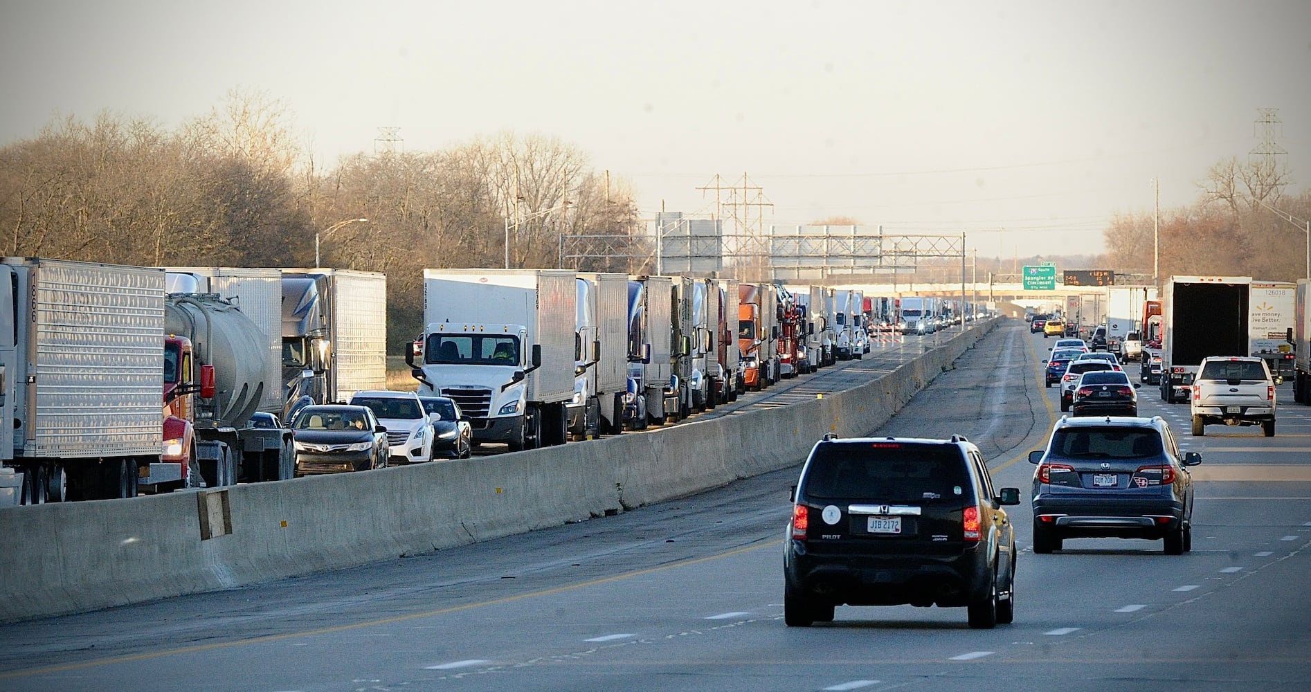 1 hospitalized after after I-70 Clark County crash