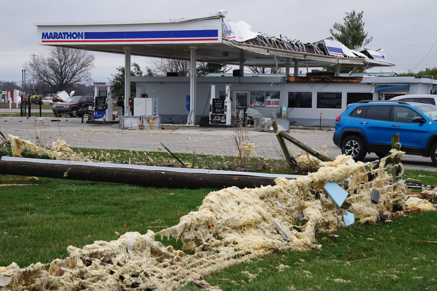 Tornado Damage in Midway