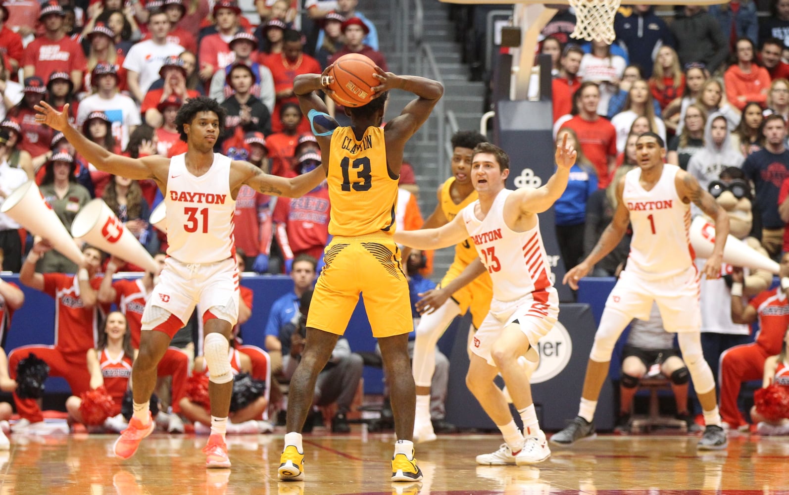 Dayton Flyers: 30 photos for a 30-point victory