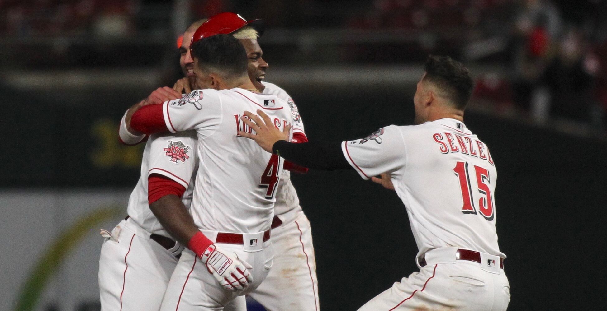 Photos: Reds celebrate Yasiel Puig's walk-off hit