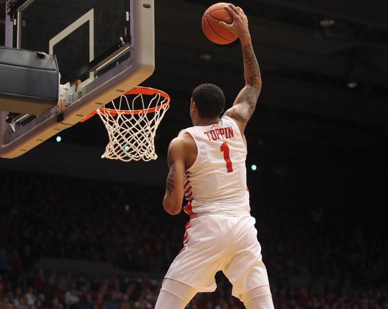 Twenty photos: Dayton Flyers vs. La Salle