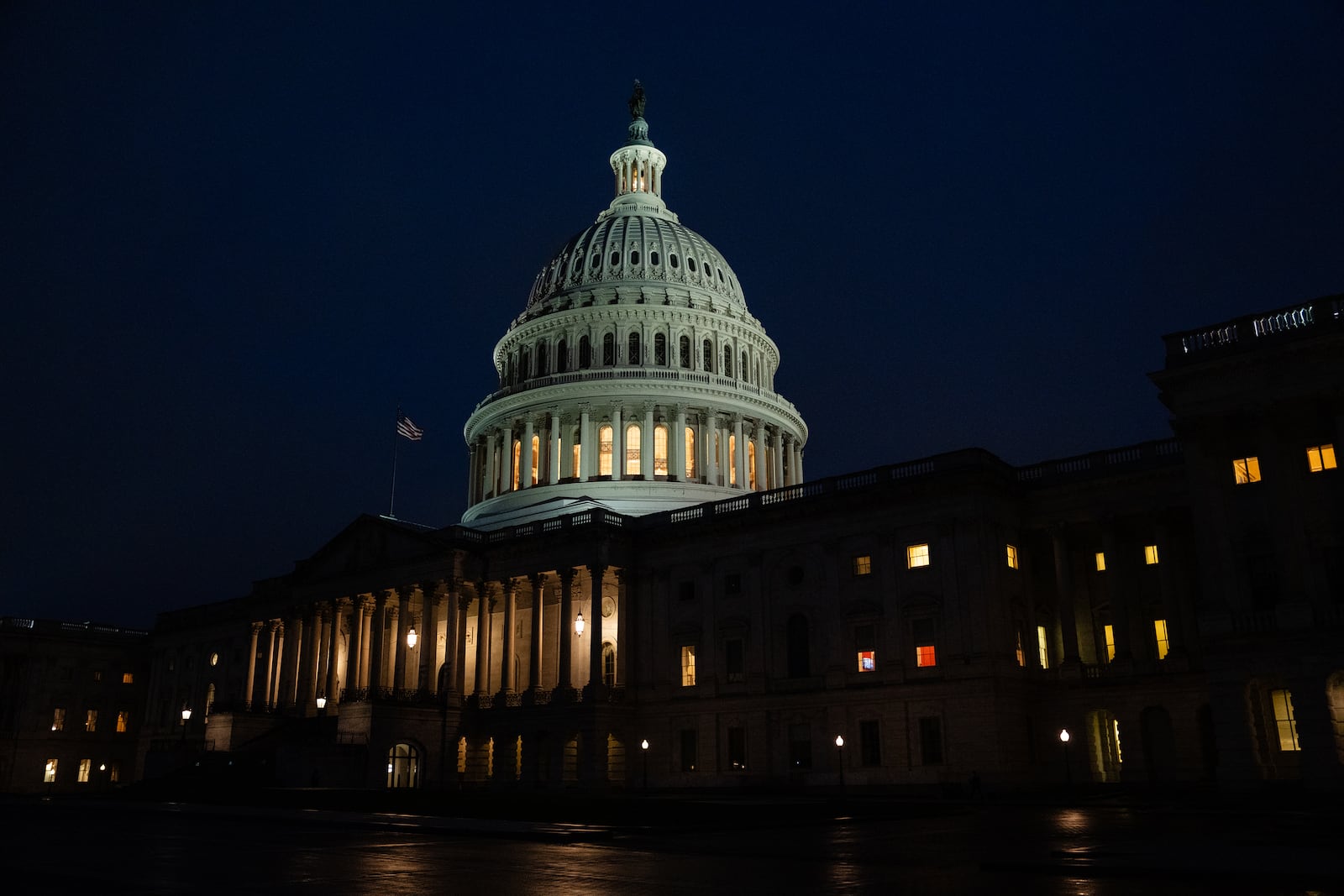 
                        FILE — The U.S. Capitol in Washington on Wednesday, Sept. 25, 2024. Republicans have controlled the House of Representatives since the 2022 midterm elections and in New York, six seats, including five held by Republicans, may be the key in determining which party will control the chamber for the next two years. (Eric Lee/The New York Times)
                      