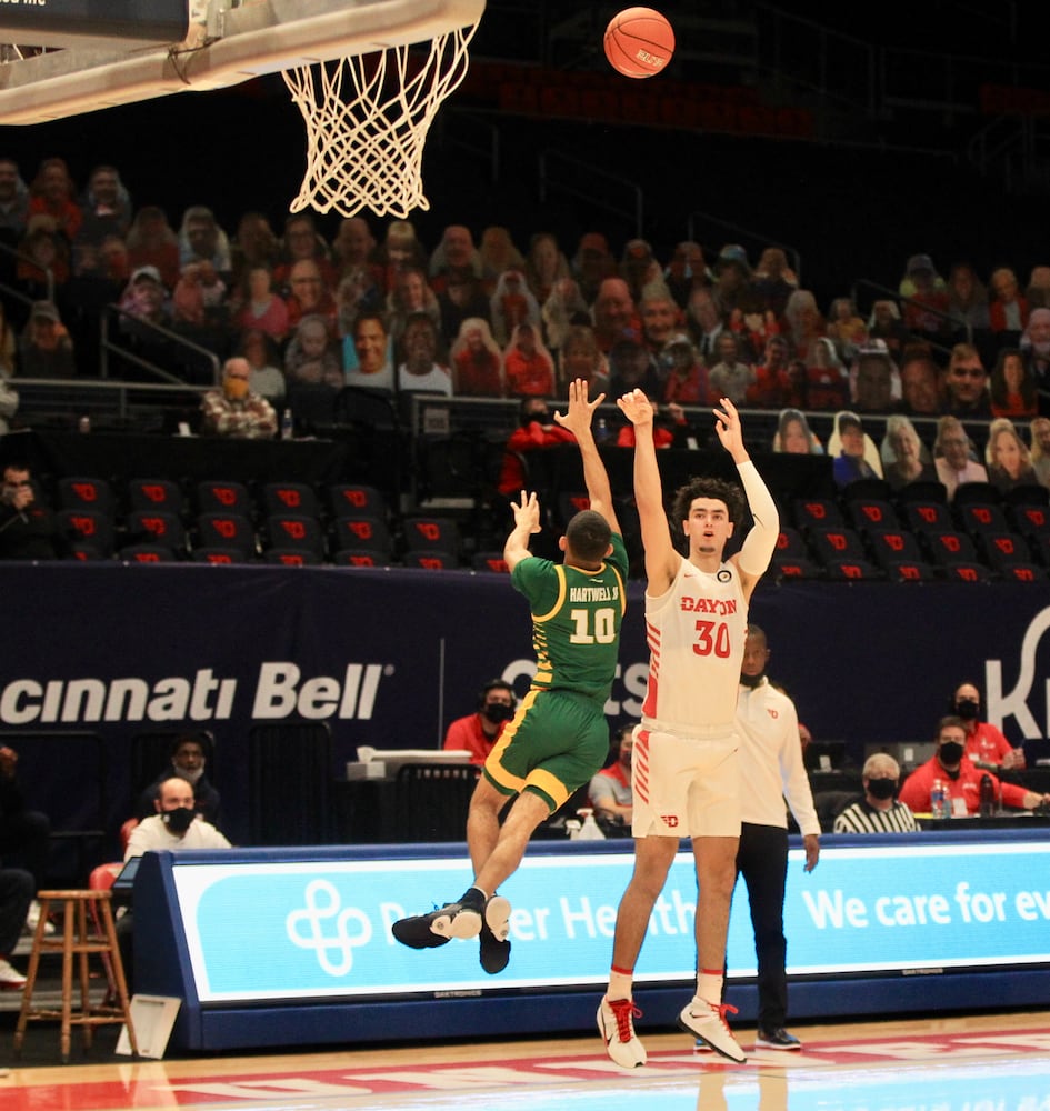 Dayton vs. George Mason