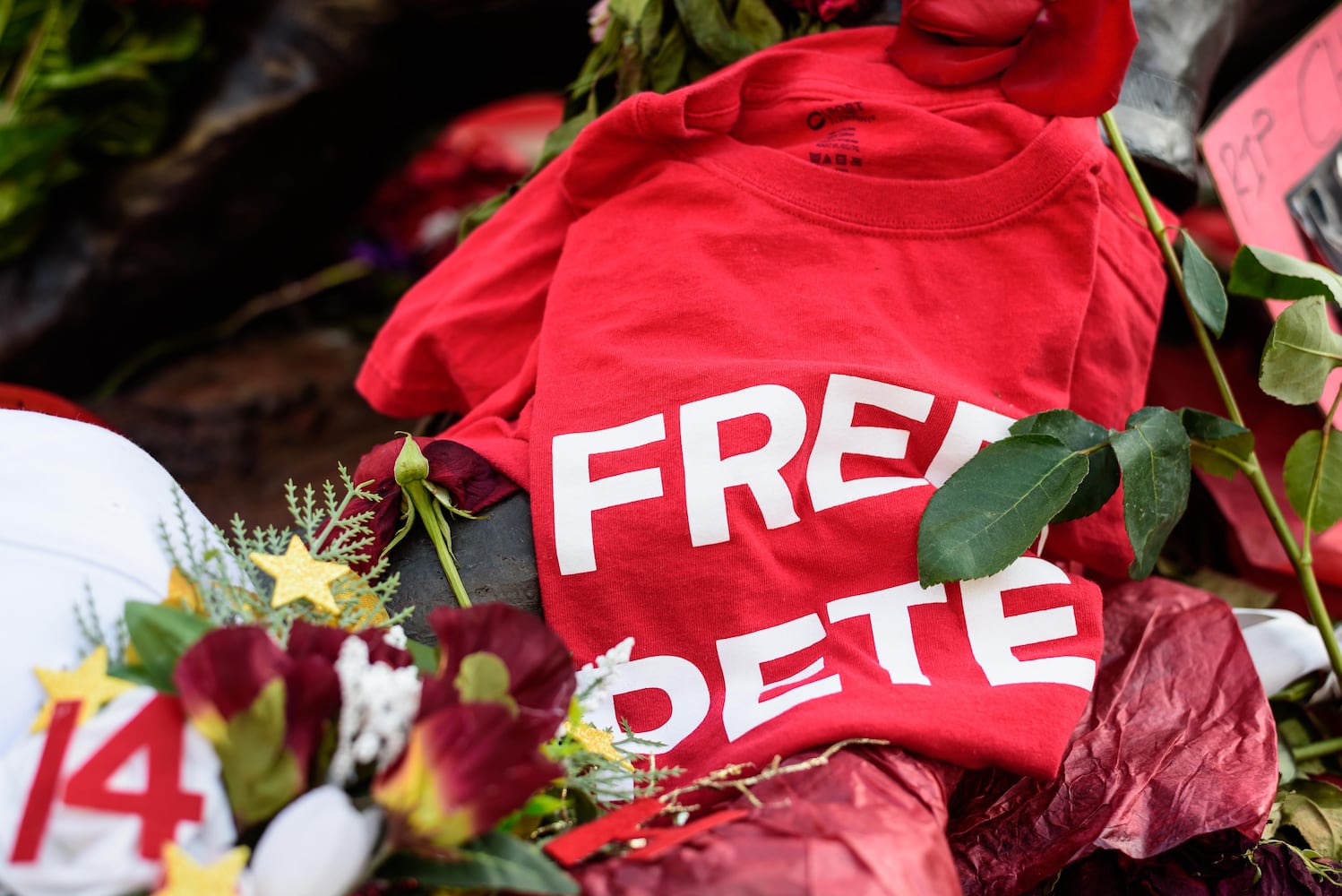 PHOTOS: Pete Rose Memorial at Great American Ball Park in Cincinnati