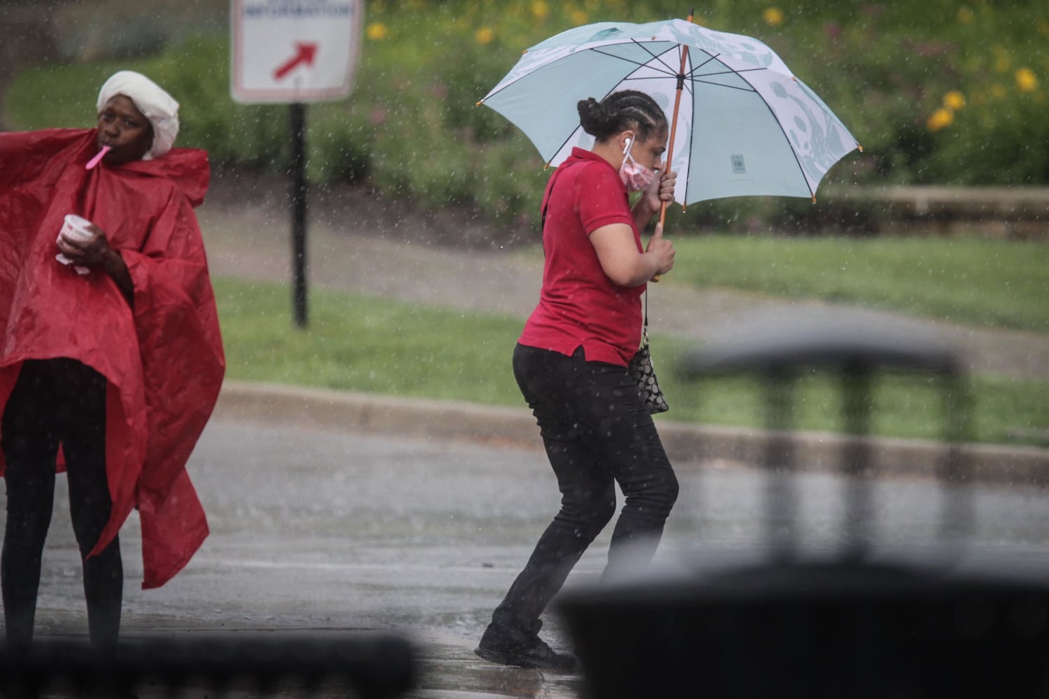 High winds, downpours hit Miami Valley