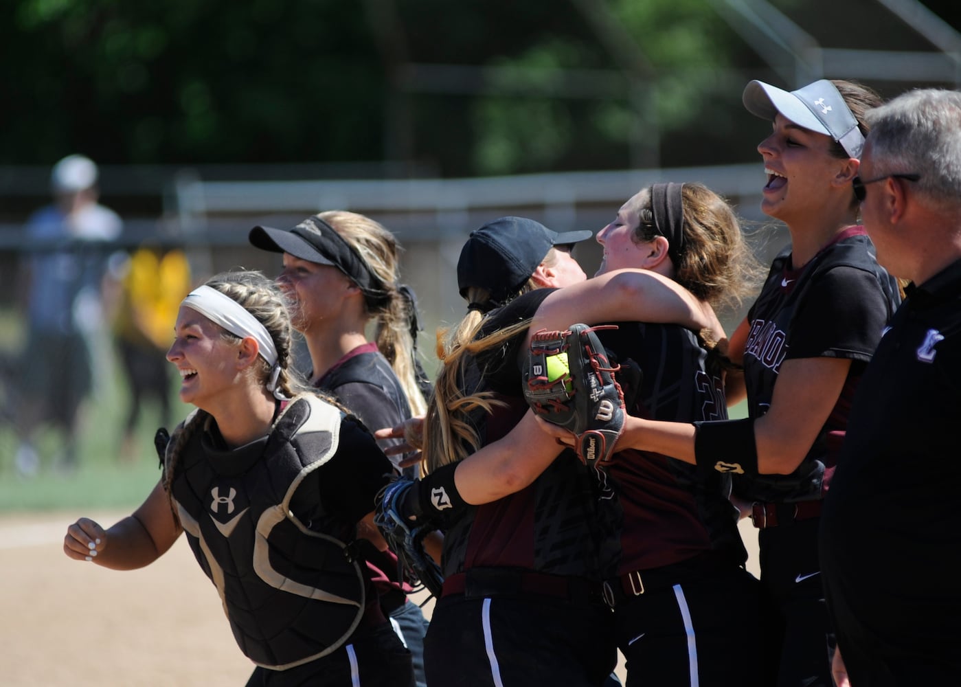 Photo gallery: Lebanon vs. Lakota East, D-I regional softball semifinal