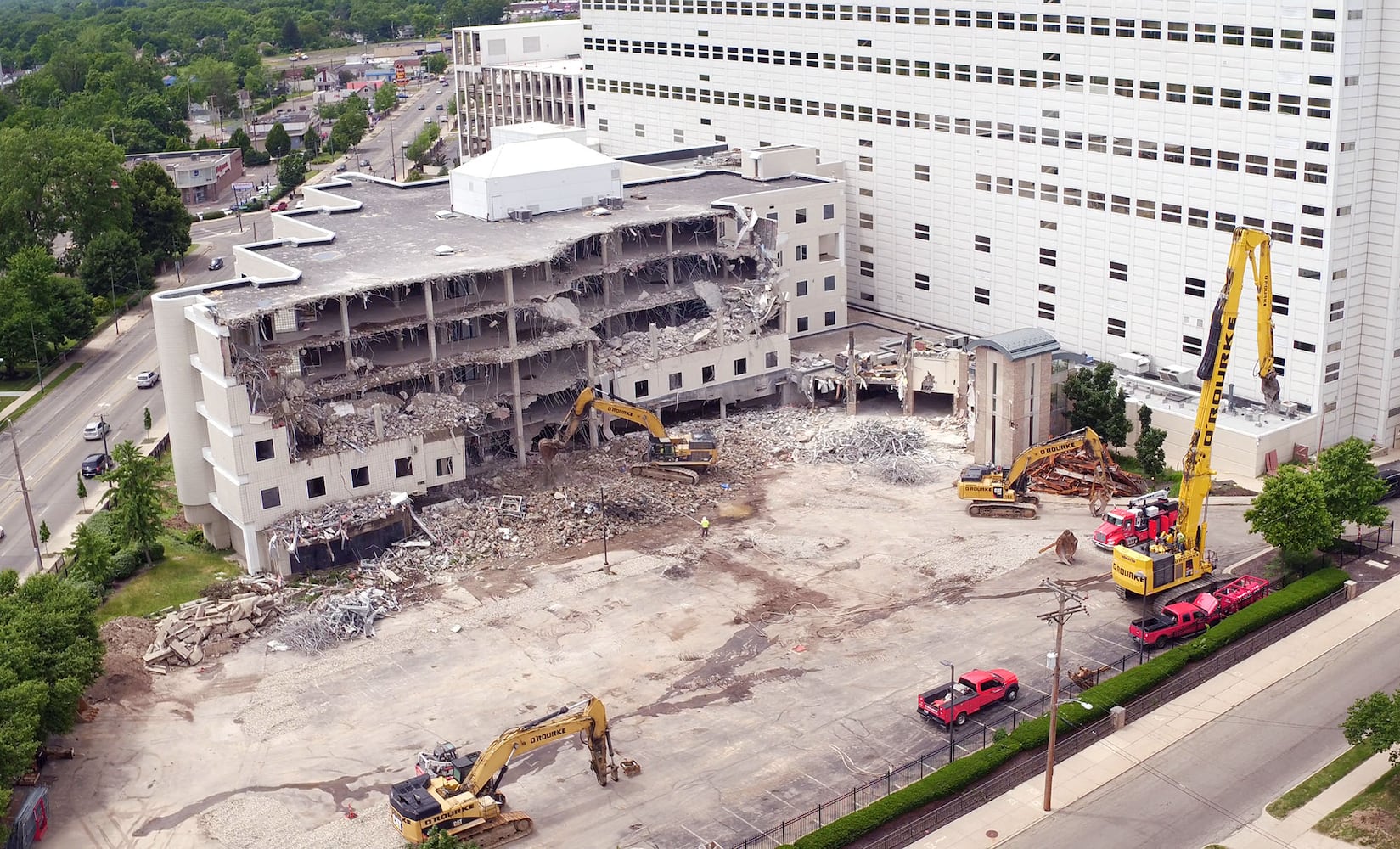 PHOTOS: Demolition of Good Samaritan Hospital continues