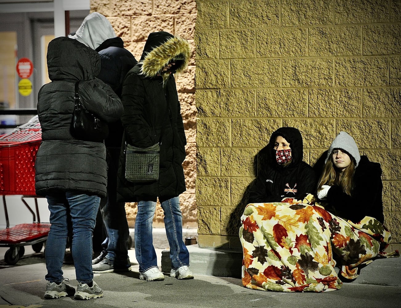 PHOTOS: 2021 Black Friday shopping