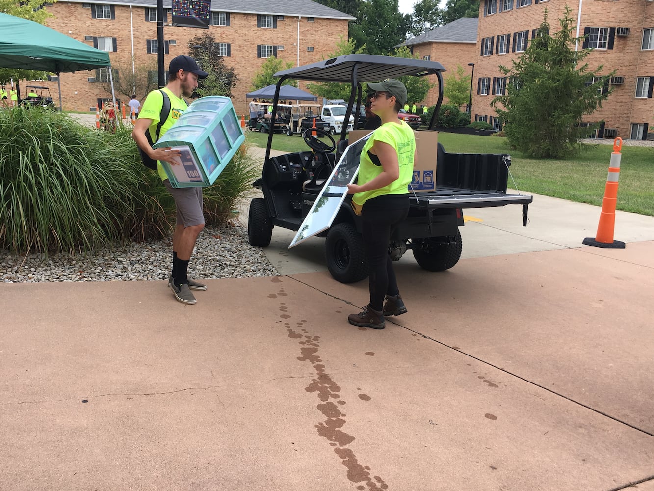 PHOTOS: 900 WSU freshmen move to campus for first time