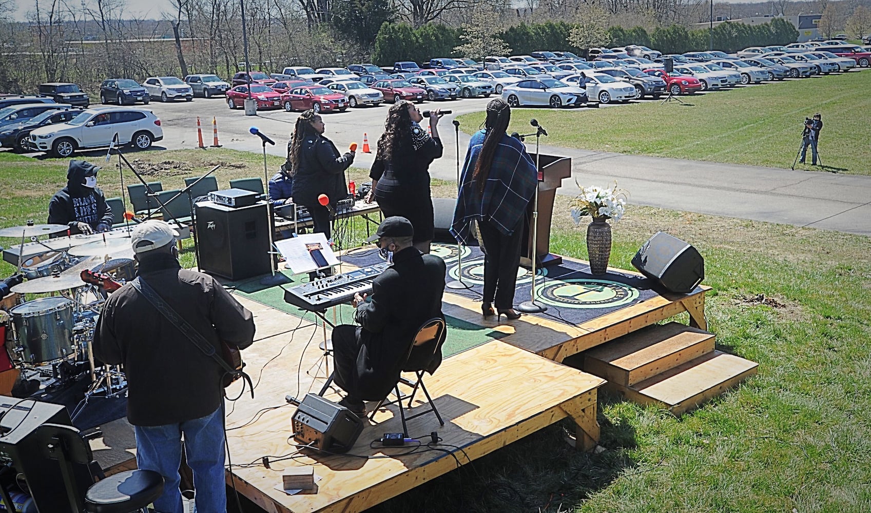 PHOTOS: Drive-thru Good Friday service