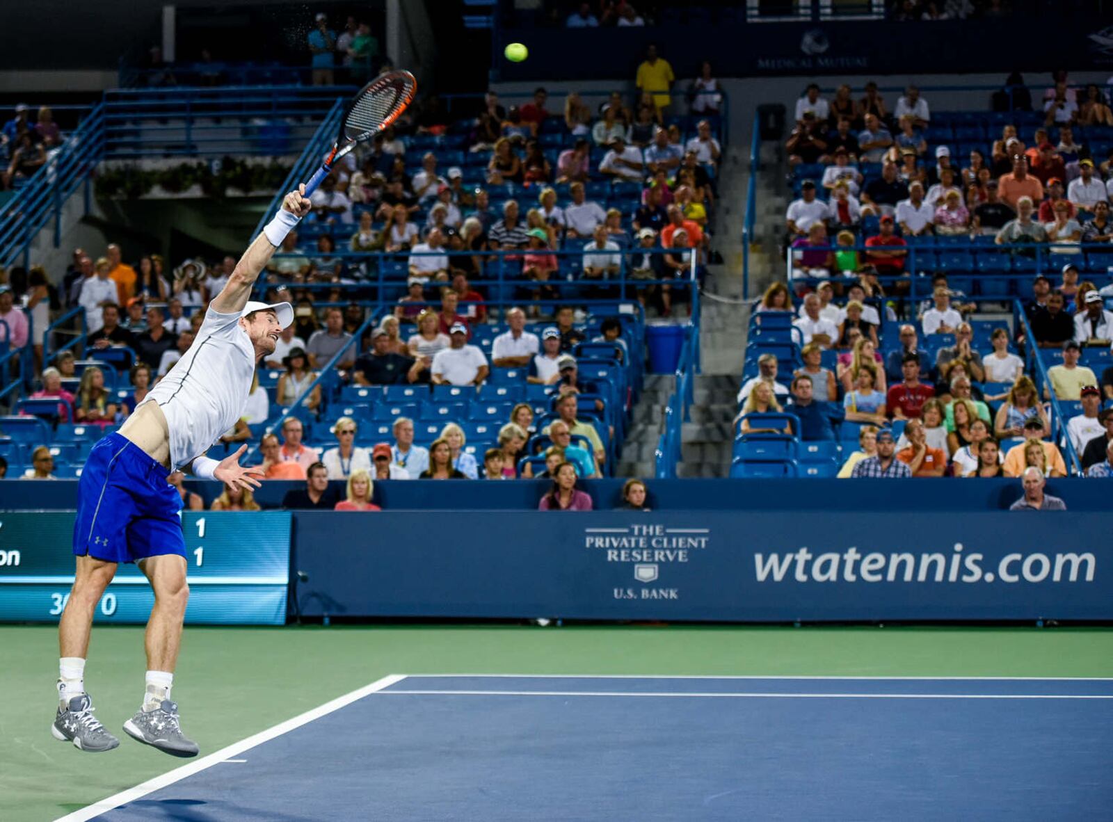 Andy Murray, coming off an Olympic Gold medal win in Rio, secured his 600th ATP World Tour level win by defeating Kevin Anderson 6-3, 6-2 to advance to the quarterfinals in the Western & Southern Open Thursday, Aug. 18 at the Linder Family Tennis Center in Mason. NICK GRAHAM/STAFF